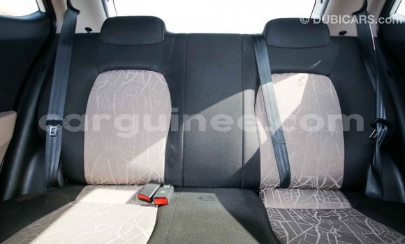 Buy Import Hyundai i10 White Car in Import - Dubai in Conakry Buy Import Hyundai i10 White Car in Import - Dubai in Conakry