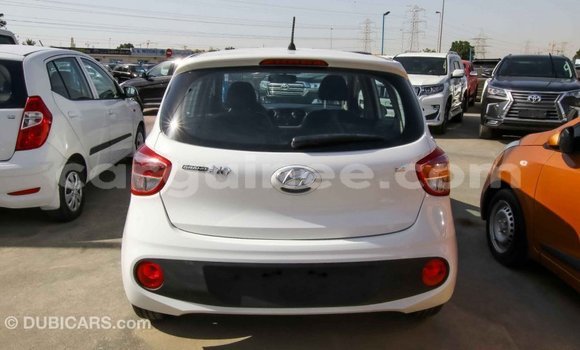 Buy Import Hyundai i10 White Car in Import - Dubai in Conakry Buy Import Hyundai i10 White Car in Import - Dubai in Conakry
